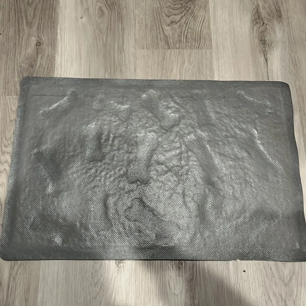 Dog bowl mat